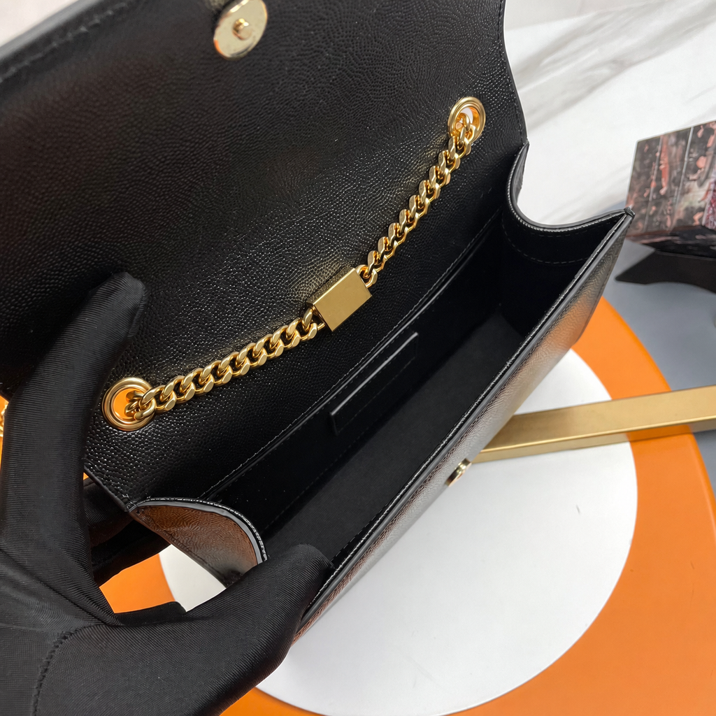 SL Bate 24 Shoulder Bag